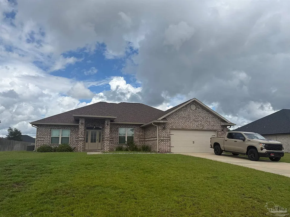 5511 Micanopy Dr