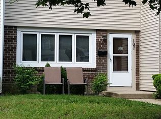 107 Tudor Ct, Lakewood, NJ 08701