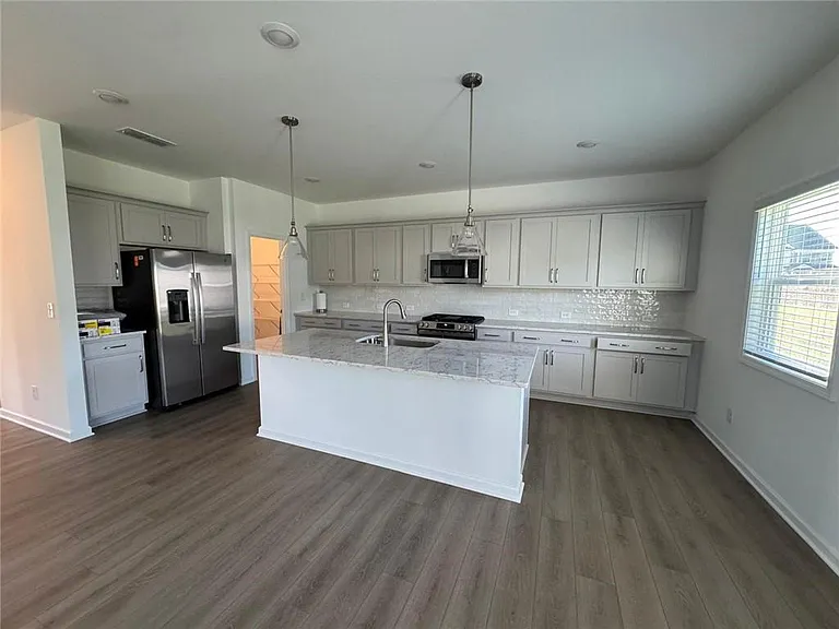 30 Everly Way — Photo 5