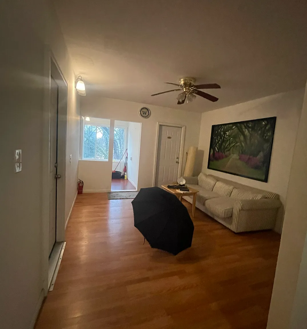 10 bed, 6790 sqft, $700 — Photo 2