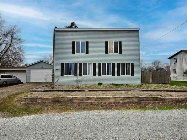 616 Lincoln St, Ainsworth, IA 52201