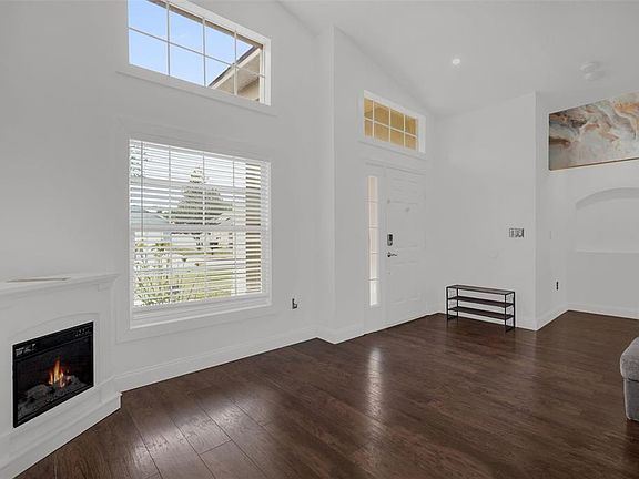 3rd image of 149 IMPERIAL OAK COURT
