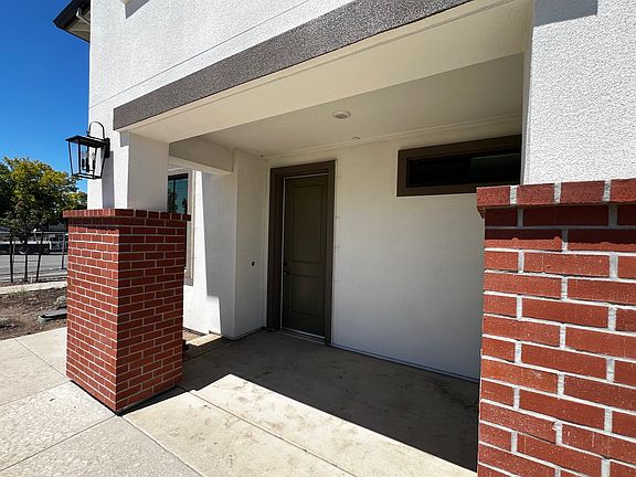 2nd image of 218 Church St #102