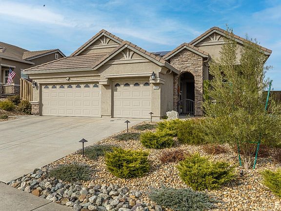 2nd image of 2156 Falcon Dr