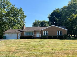 2971 Melvin Dr, New Castle, PA