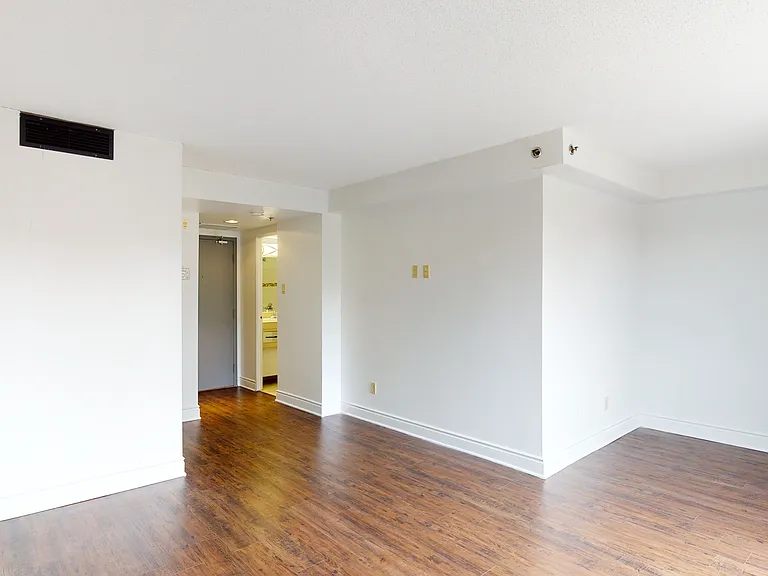 341 Maclaren St — Photo 26