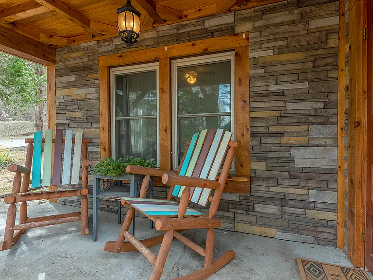 35 Wolfe Park Cir — Photo 5