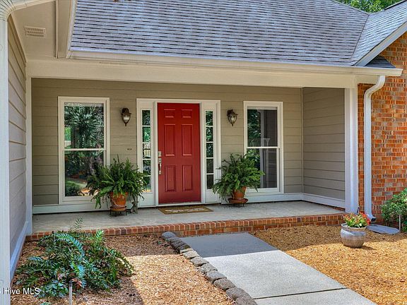 5th image of 279 High Chaparral Drive
