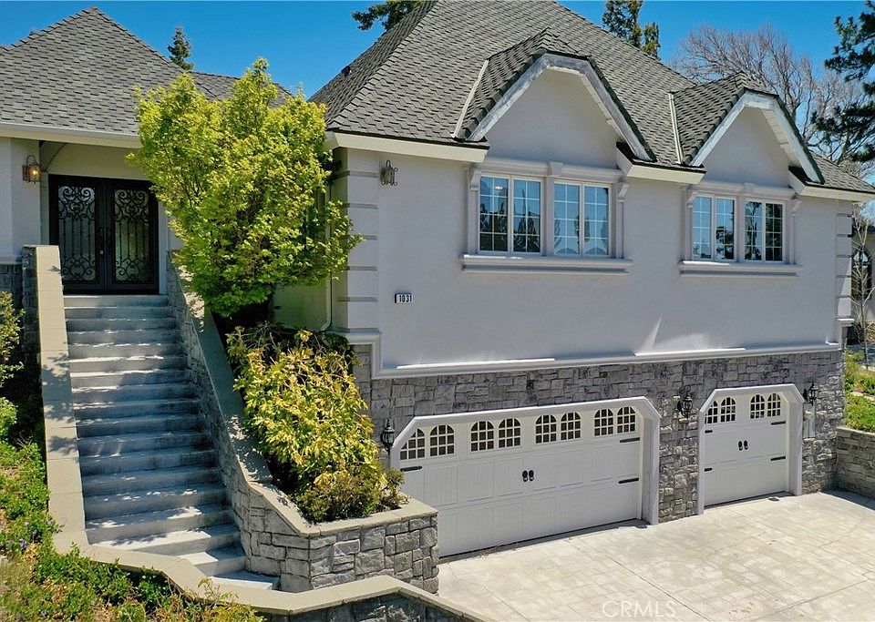 1st image of 1031 Black Oaks Dr