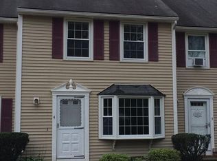138 N Washington St APT 4, Norton, MA 02766