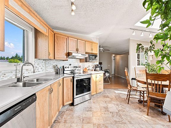 5th image of 5508 55th St #89