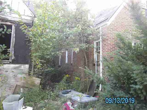 9250 Pinehurst