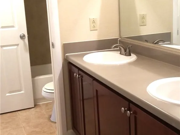 23723 12th Pl S #801, Des Moines, WA 98198