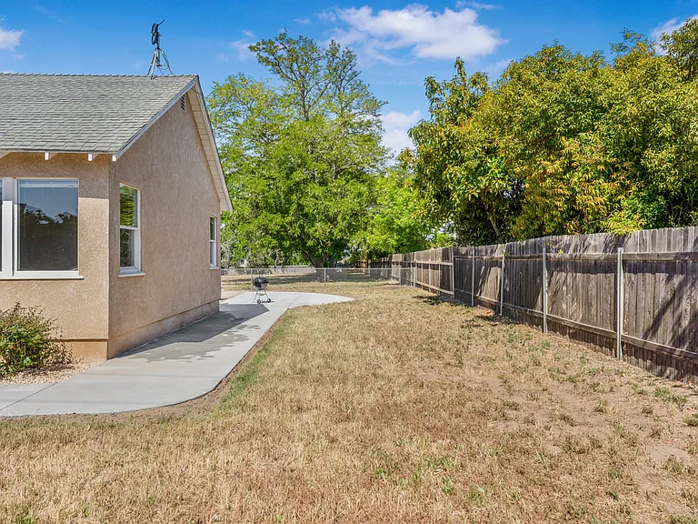 4807 Foxenwood Ln — Photo 20
