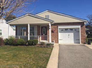 14 Haiti Ct, Toms River, NJ 08757