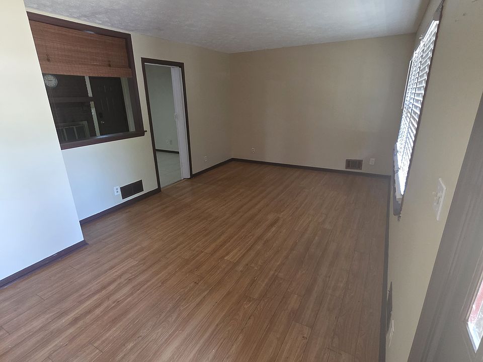 1st image of 7639 Conyers St