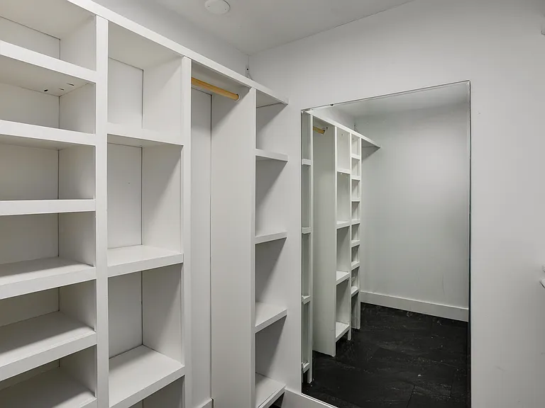 314 Columbus Ave — Photo 16