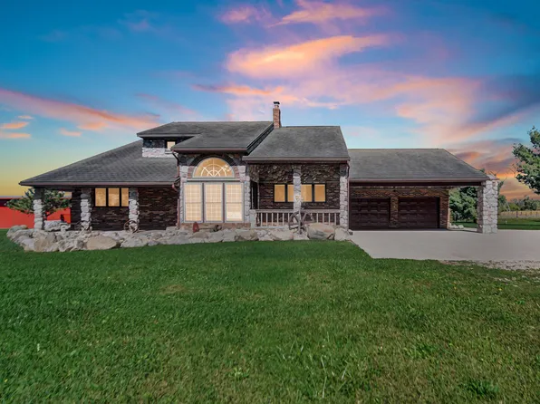 31513 Shively Rd, Walkerton, IN 46574