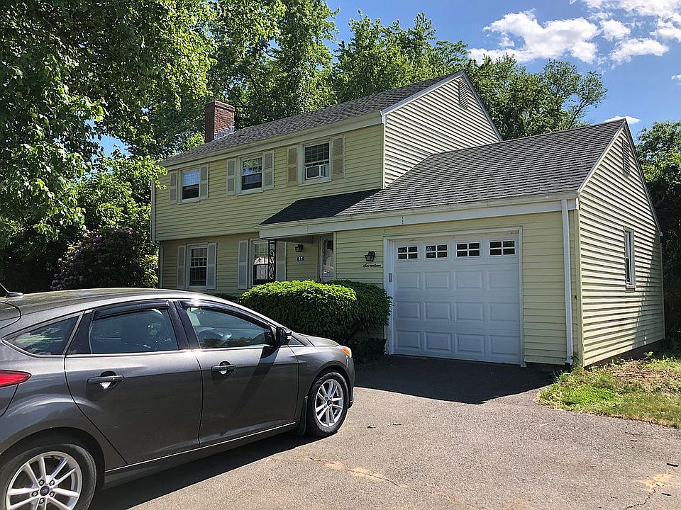 2nd image of 17 Clayton Rd
