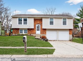 11495 Crestview Dr, Fishers, IN