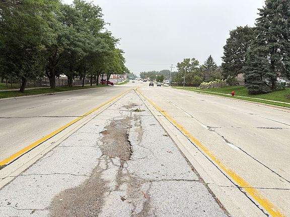 4th image of 18424 Kedzie Ave