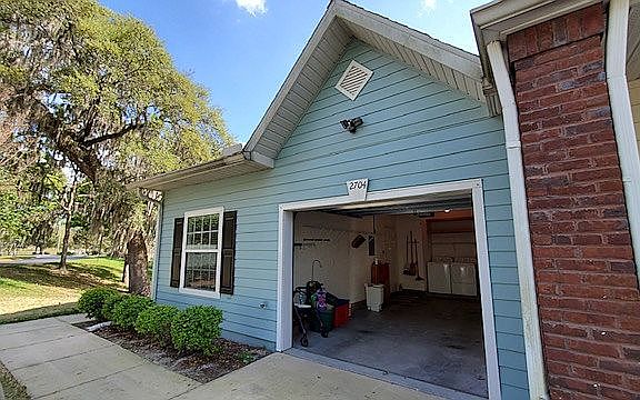 5th image of 2704 NW 105th Dr