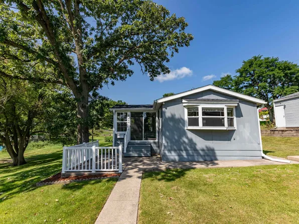 815 Union St, Mineral Point, WI 53565