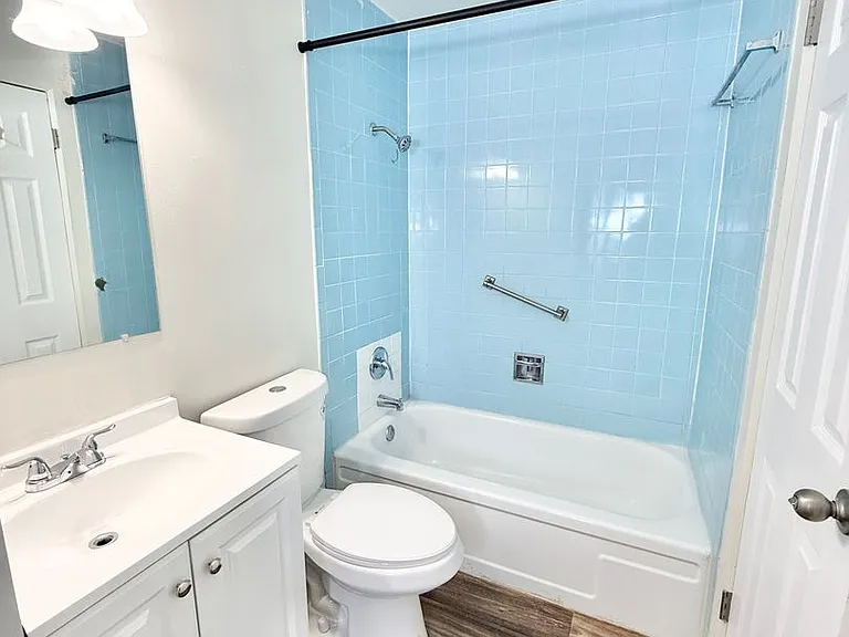 108 Arthur St. — Photo 7