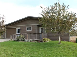 1245 N Main St, Altura, MN 55910
