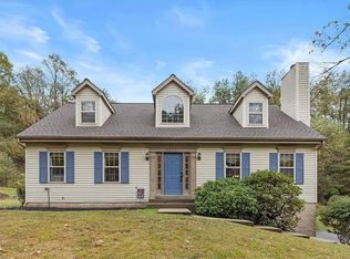 10272 Rinaman Rd, Wexford, PA 15090