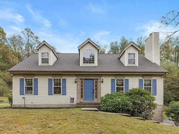 10272 Rinaman Rd, Wexford, PA 15090