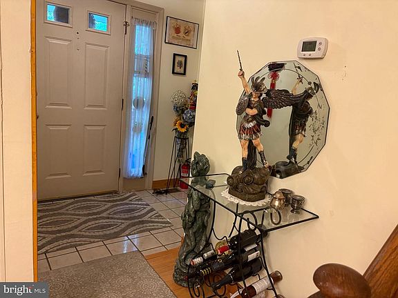 3rd image of 5930 Langton Dr