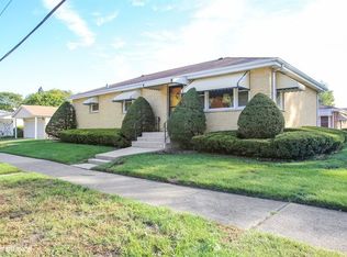 317 E Washington St, Bensenville, IL 60106