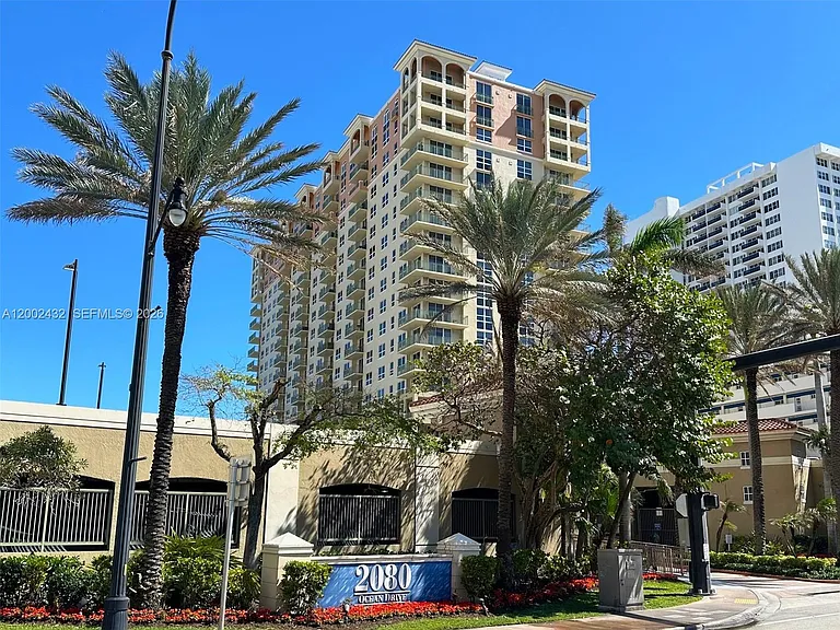 2080 S Ocean Dr #MPH12 — Photo 48