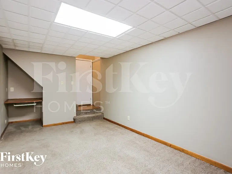 8837 NE 74th Ter — Photo 13