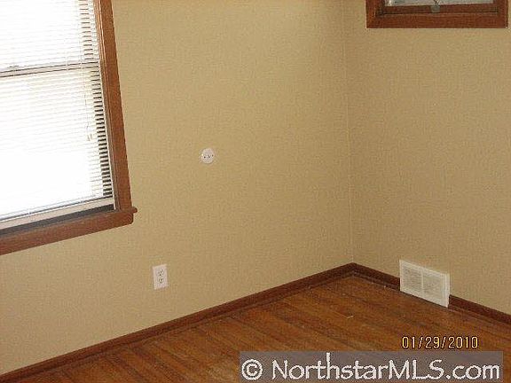 5th image of 146 Westchester Drive