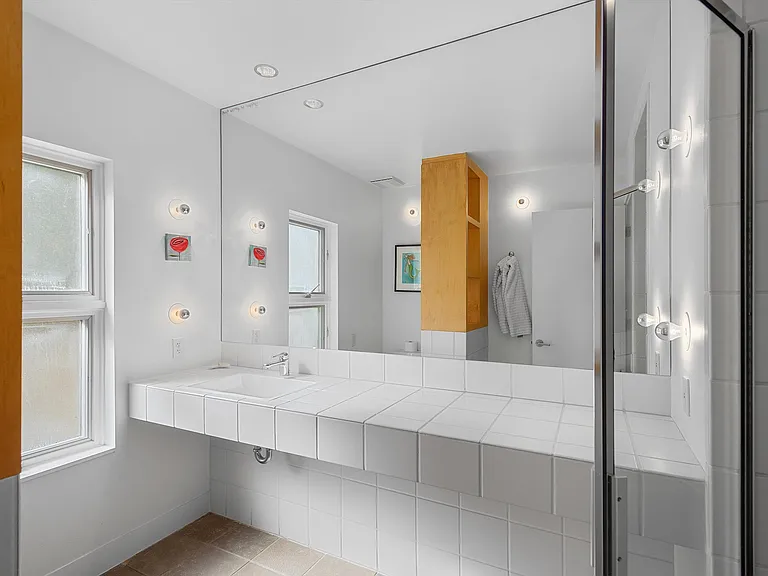 1270 Mountain View Dr — Photo 23