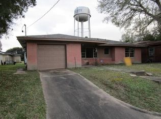 616 Garrett St, Liberty, TX 77575