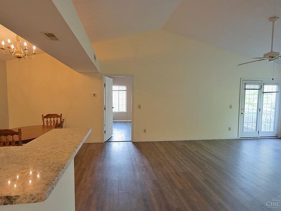 2nd image of 4261 Endeavor Dr Unit 303