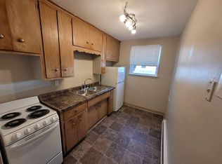 204 McCarrons Blvd N APT 10, Saint Paul, MN 55113