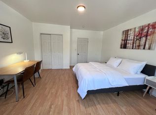 111 Shippen St, Weehawken, NJ 07086