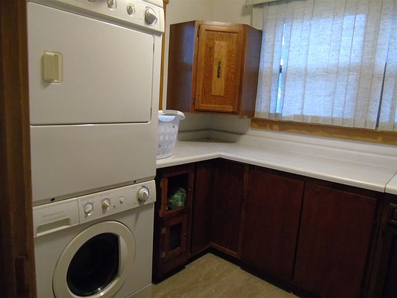 2nd image of 751 N 8th St