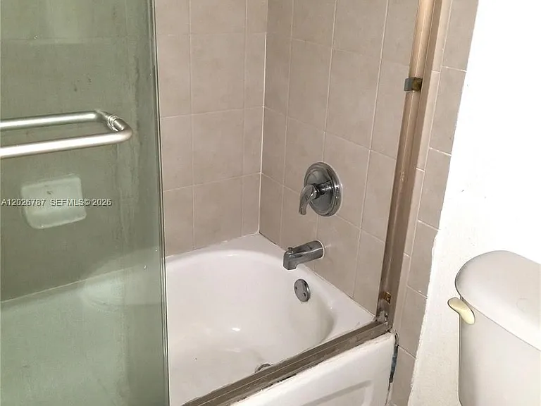 4812 Washington St #7 — Photo 11