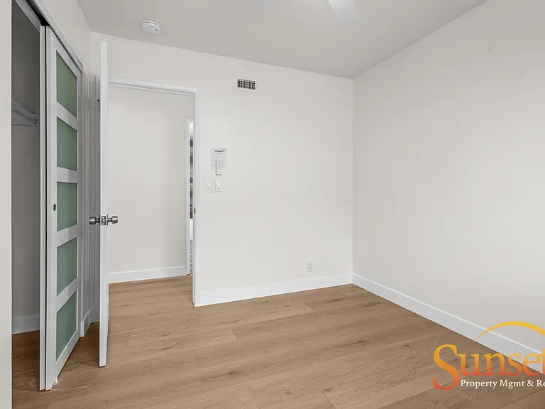8848 Harness St — Photo 9