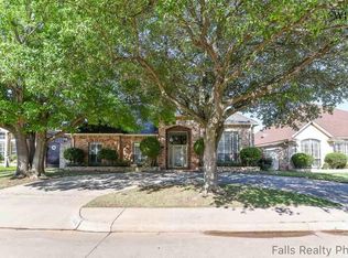 2018 Peachtree Ln, Wichita Falls, TX 76308