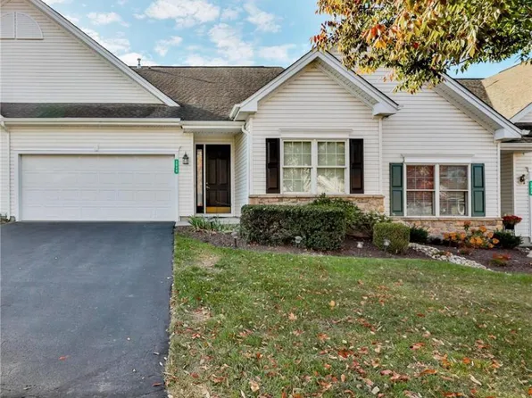 2040 Bally Dr, Northampton, PA 18067