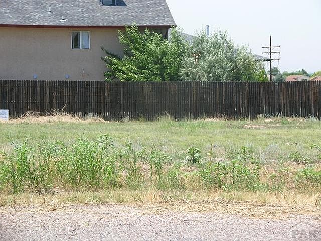 2nd image of 628 S Maher Dr