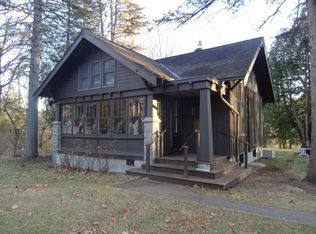 2492 Rosendale Rd, Niskayuna, NY 12309