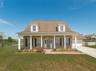 212 Mill Ct, Covington, LA 70435