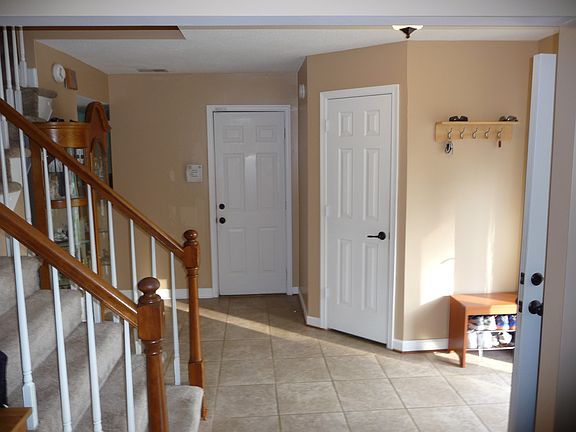 4th image of 884 Weyanoke Ln